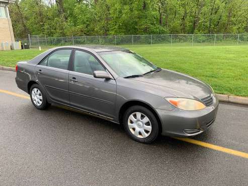 2003 Toyota Camry XLE Gray/Gray 180, 000 miles 4cyl - cars & for sale in Baltimore, MD