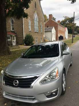 2013 Nissan Altima SV - cars & trucks - by owner - vehicle... for sale in Corydon, KY