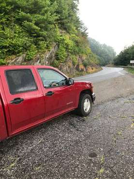 2005 4 Door Chevy Colorado - cars & trucks - by owner - vehicle... for sale in North Wilkesboro, NC