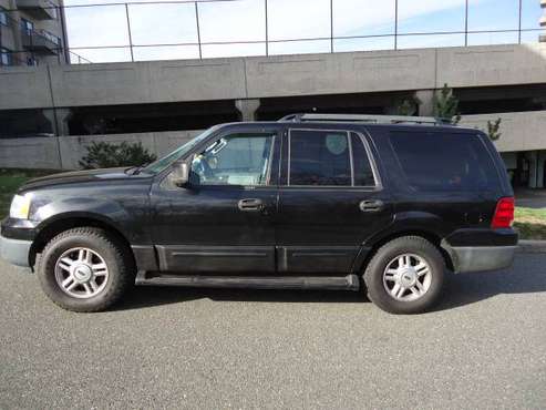 2004 Ford Expedition 4x4 SUV - cars & trucks - by owner - vehicle... for sale in Revere, MA