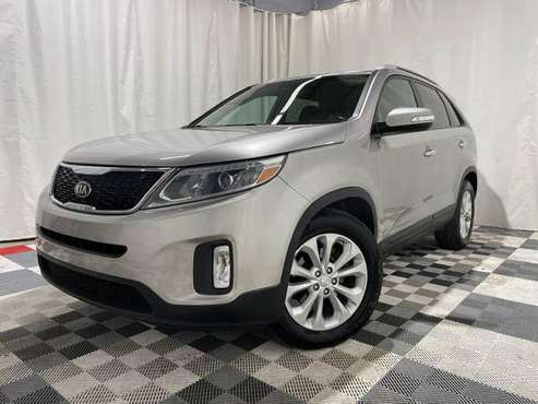 2014 KIA SORENTO EX AWD - - by dealer - vehicle for sale in North Randall, PA