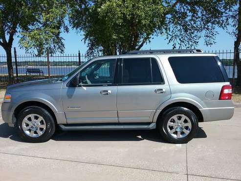 2008 FORD EXPEDITION XLT!! FINANCING AVAILABLE!! for sale in MOLINE, IA