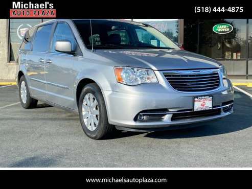 2014 Chrysler Town & Country Touring - cars & trucks - by dealer -... for sale in east greenbush, NY