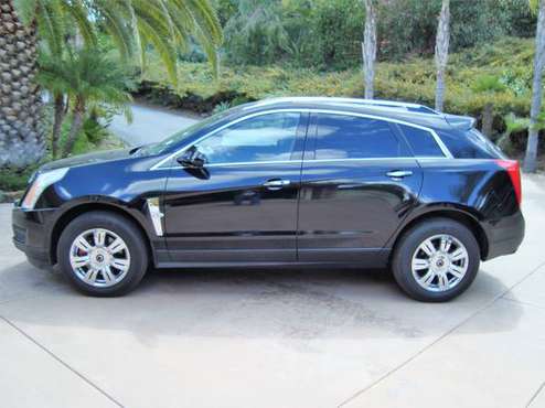 2012 CADILLAC SRX LUXURY EDITION-CLEAN-ONLY 33K MILES! - cars & for sale in Valley Center, CA