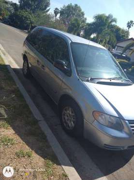 2006 chrysler town and country 3000 obo for sale in La Mesa, CA