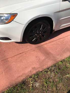 Sell Or Trade Chrysler 200 for sale in SAINT PETERSBURG, FL