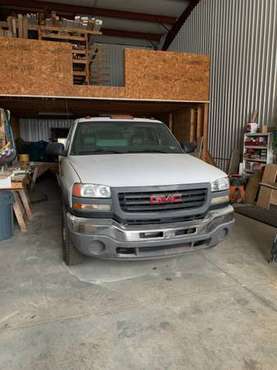 2006 GMC Sierra with service truck body for sale in ELVERSON, PA