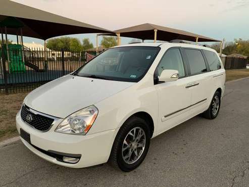 2014 KIA SEDONA EX , LEATHER ! - cars & trucks - by owner - vehicle... for sale in San Antonio, TX