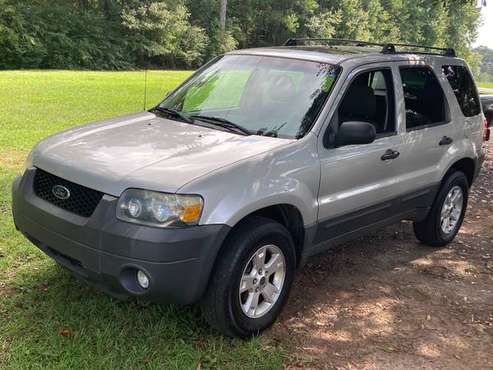 2007 Ford Escape Very Dependable - cars & trucks - by dealer -... for sale in Gainesville, GA