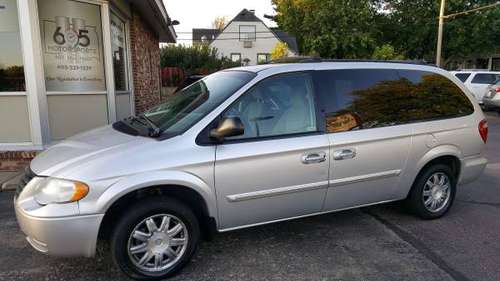 2006 CHRYSLER TOWN & COUNTRY "TOURING" for sale in Sioux Falls, SD
