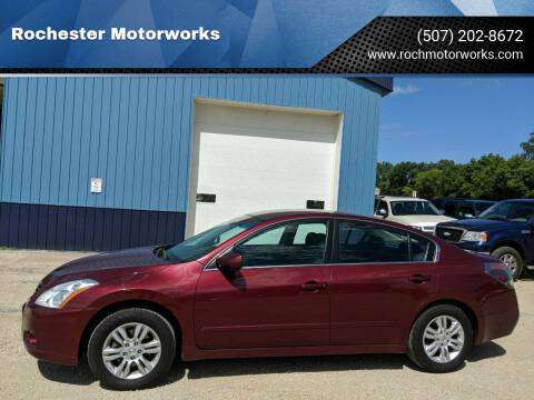 2010 Nissan Altima - cars & trucks - by dealer - vehicle automotive... for sale in Rochester, MN