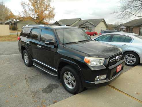 Toyota 4Runner SR5 - cars & trucks - by owner - vehicle automotive... for sale in Fayetteville, AR