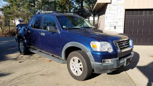 2007 Ford Explorer Sport trac - cars & trucks - by owner - vehicle... for sale in Waterford, MI