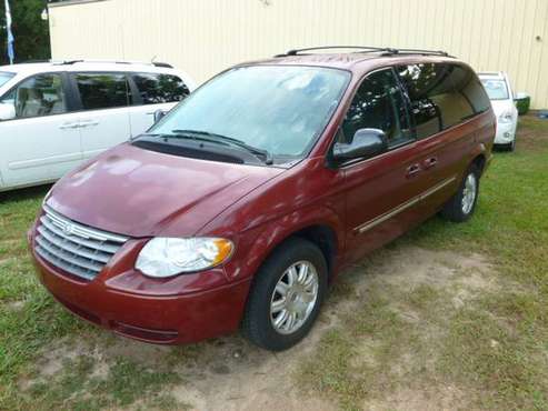 2007 Chrysler Town Country Touring for sale in Tallahassee, FL