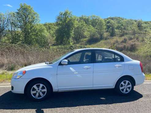 2011 Hyundai Accent for sale in Roseburg, OR