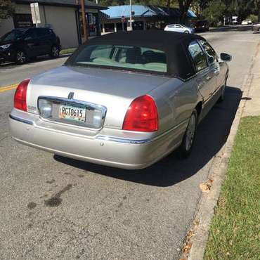 2005 Lincoln Town Car - cars & trucks - by owner - vehicle... for sale in Savannah, GA