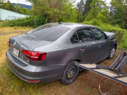 2016 Jetta (for parts) for sale in Newberg, OR