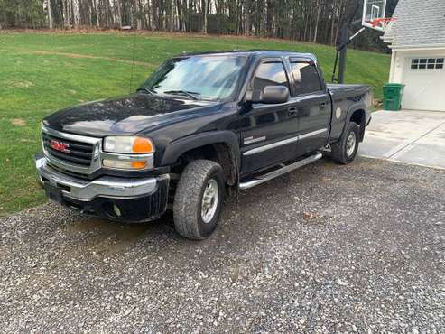 2005 GMC DURAMAX 2500HD - cars & trucks - by owner - vehicle... for sale in mars, PA