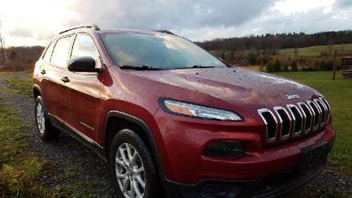 2016 Jeep Cherokee $12,995 - cars & trucks - by owner - vehicle... for sale in Boonville, NY