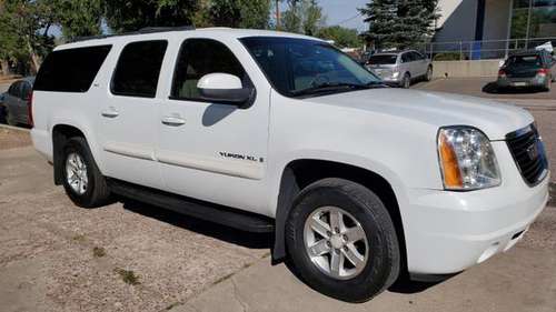 2008 GMC YUKON XL/ RWD / LEATHER - cars & trucks - by dealer -... for sale in colo springs, CO