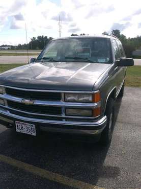 1999 Chevy Tahoe - cars & trucks - by owner - vehicle automotive sale for sale in Green Bay, WI