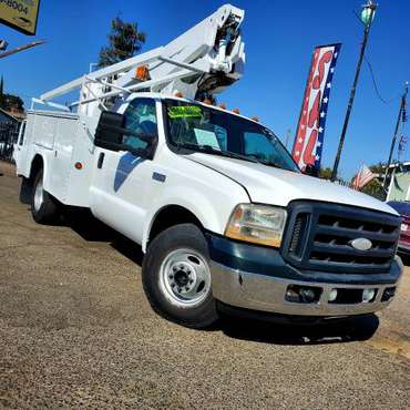 2000 Ford F-350 Super Duty 7.3L w/ Utility Bed + 30' Bucket BOOM... for sale in Riverbank, CA