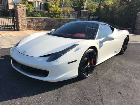 2014 Ferrari 458 Italia White/Red Perfect Condition ! 4300 Miles -... for sale in Los Gatos, CA