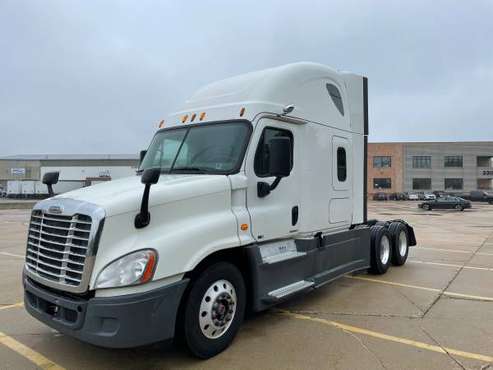 2015 Freightliner Cascadia for sale in Blue Island, IL