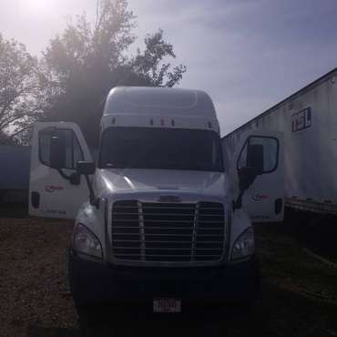 Freightliner Cascadia - cars & trucks - by owner - vehicle... for sale in OXFORD, AL
