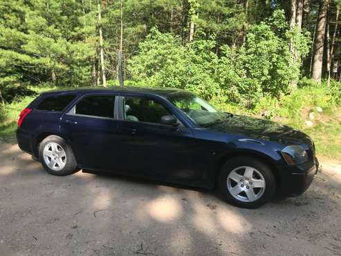 2005 Dodge Magnum for sale in Shawano, WI