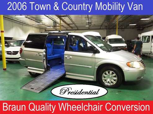 2006 Presidential T&C Wheelchair Conversion Van 15 DAY RETURN for sale in El Paso, TX
