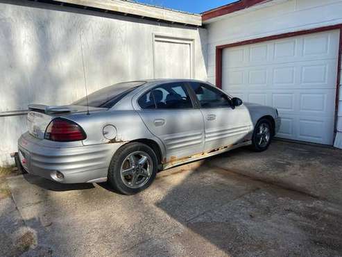 Pontiac Grand Am 2002 - cars & trucks - by owner - vehicle... for sale in New London, WI
