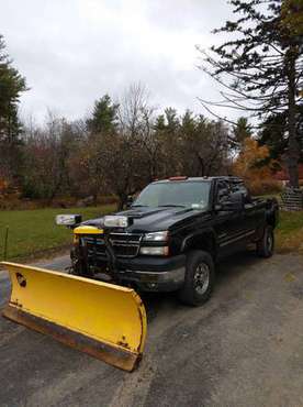 05 Chevy 2500HD Plow for sale in Rensselaer, NY