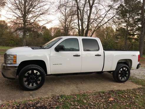 Chevrolet 2500HD 4c4 - cars & trucks - by owner - vehicle automotive... for sale in Tupelo, MS