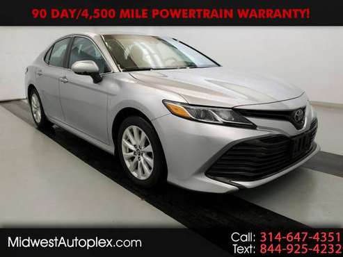 2019 Camry 24k mi 1 Owner 39mpg Camera BT Aux Input Looks NEW - cars for sale in Maplewood, MO