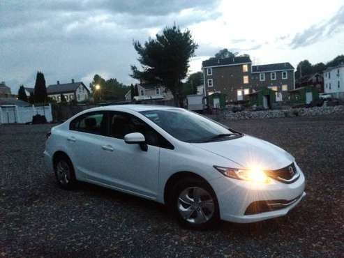 HONDA CIVIC 2015 45k - cars & trucks - by owner - vehicle automotive... for sale in Milford, MA