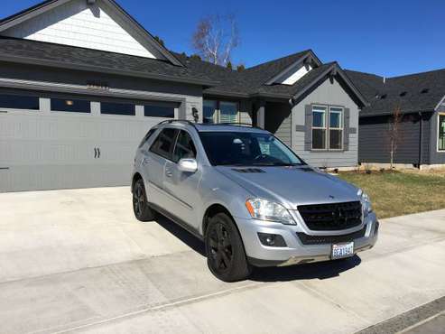 mercedes SUV. BY OWNER. LOW MILES! - cars & trucks - by owner -... for sale in Vancouver, OR
