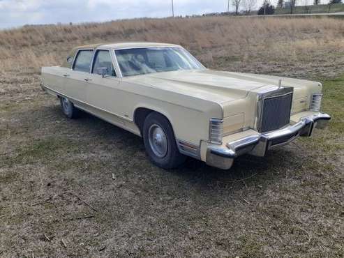 77 Lincoln Continental Towncar for sale in Waverly, MN