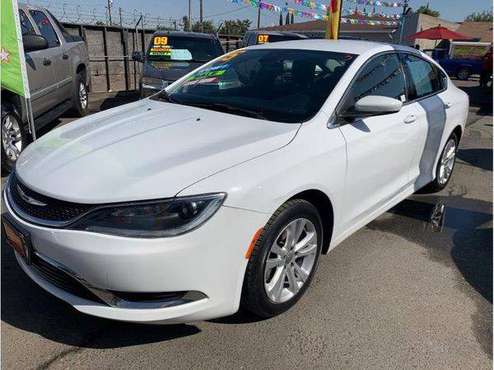 2015 Chrysler 200 Limited WE WORK WITH ALL CREDIT SITUATIONS!!! for sale in Modesto, CA
