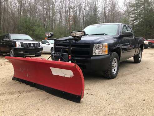 2011 Chevy Silverado Ex Cab V8 4x4,Auto, With Boss Plow!! - cars &... for sale in New Gloucester, ME