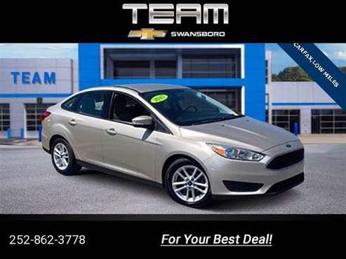 2017 Ford Focus SE sedan Gold - - by dealer - vehicle for sale in Swansboro, NC