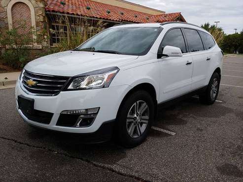 2017 CHEVROLET TRAVERSE ONLY 28K MILES! 3RD ROW! 1 OWNER! WONT LAST! for sale in Norman, TX