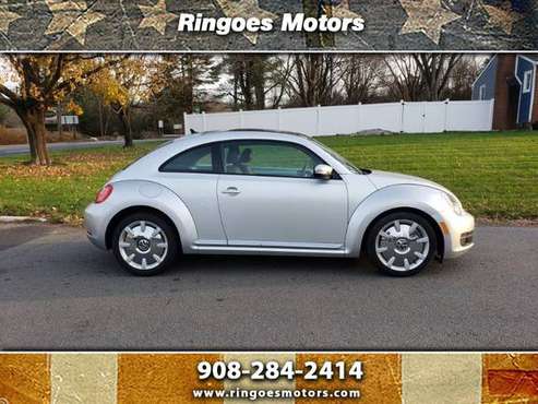 2012 Volkswagen Beetle 2.5L - cars & trucks - by dealer - vehicle... for sale in Ringoes, NJ