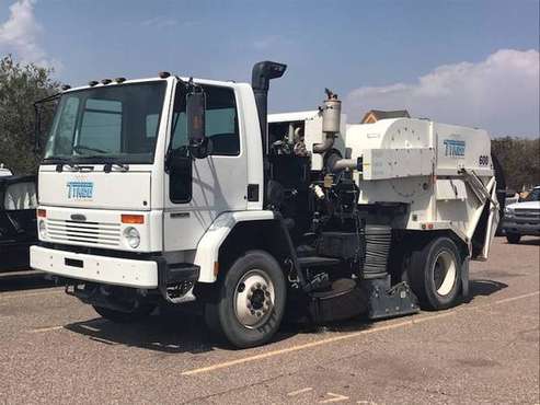 (2) Tymco 600 Sweeper DESERT RUST FREE - cars & trucks - by owner -... for sale in Franklin Park, IL