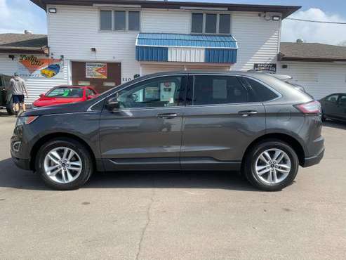 2017 Ford Edge SEL/ONLY 91k Miles/2000 DOWN! - cars & for sale in Grand Forks, ND
