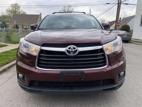 2015 Toyota Highlander XLE SUV - - by dealer - vehicle for sale in Valley Stream, NY