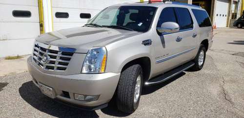 No Rust 2007 Cadillac Escalade ESV - cars & trucks - by dealer -... for sale in Rochester, MN