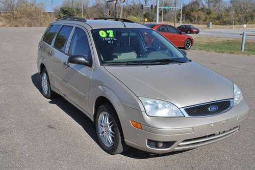 2007 FORD FOCUS - cars & trucks - by dealer - vehicle automotive sale for sale in Topeka, KS