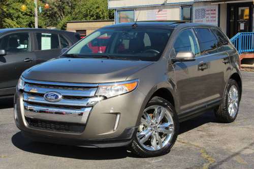 2014 FORD EDGE AWD * Only 5400 Miles!!! * Fully Loaded * Warranty***... for sale in Highland, IL
