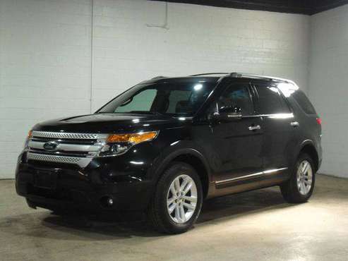 2011 FORD EXPLORER XLT - FINANCING AVAILABLE-Indoor Showroom! for sale in PARMA, OH